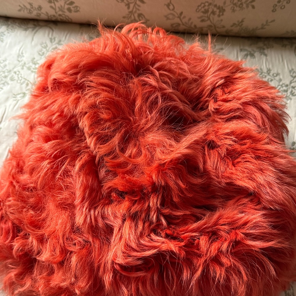 Gucci NWT Orange Shearling Hat Medium 58cm - Picture 7 of 15